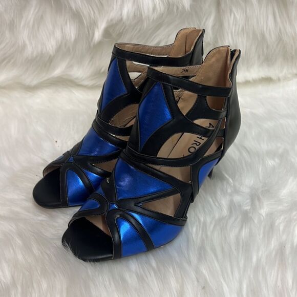 Ashro Women's Blue and Black Open toed heels Size 7.5 A10 - Picture 2 of 9
